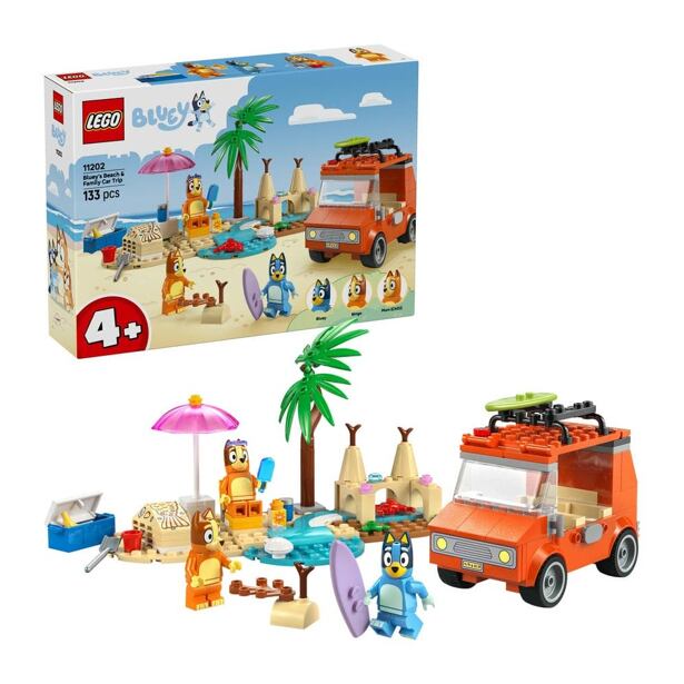 LEGO® Bluey 11202 Bluey a rodinný výlet autem na pláž