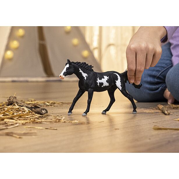 Schleich Valach paint horse