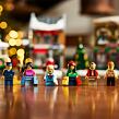 LEGO® ICONS™ 10308 Vánoce na hlavní ulici