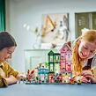LEGO® Friends 42670 Apartmány a obchody v mestečku Heartlake