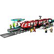 LEGO® City 60423 Električka a zastávka v centre mesta