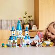 LEGO® Disney 43275 Popoluškin zámok a kočiar s koňmi