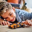 LEGO® City 60442 Jazdec F1® so závodným vozidlom McLaren